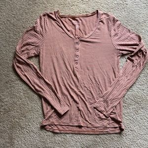 American Eagle long sleeve shirt